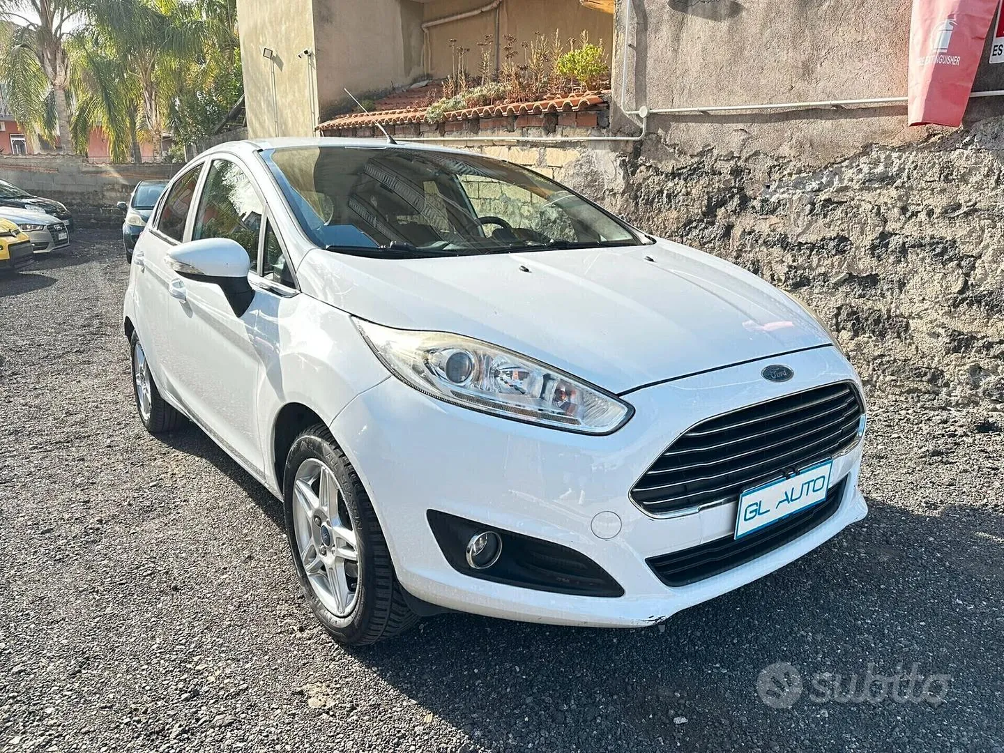 Ford Fiesta 2013 photo 3