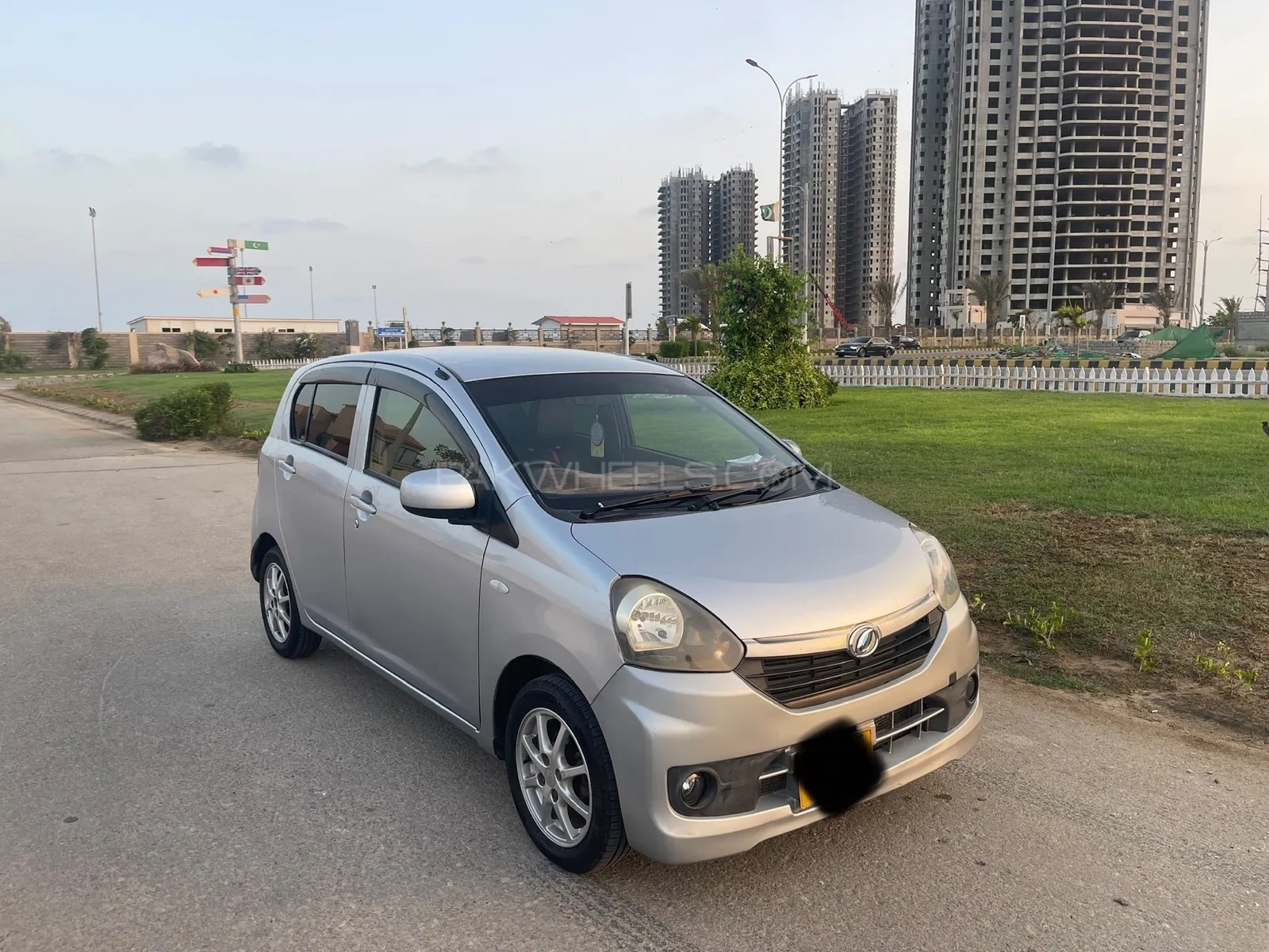 Daihatsu Mira