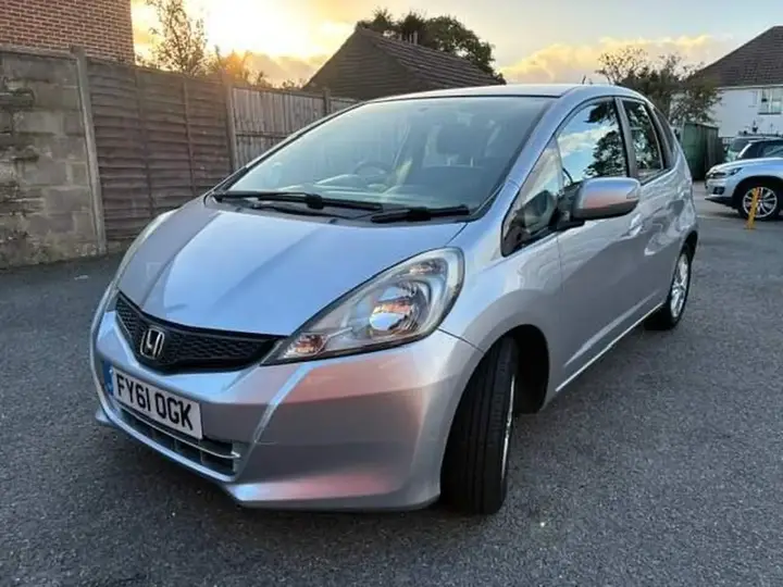 Honda Jazz 2011 photo 3