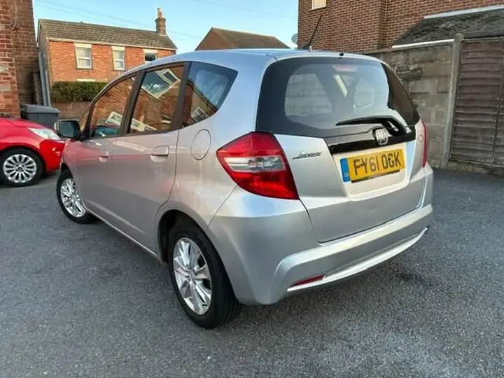 Honda Jazz 2011 photo 5