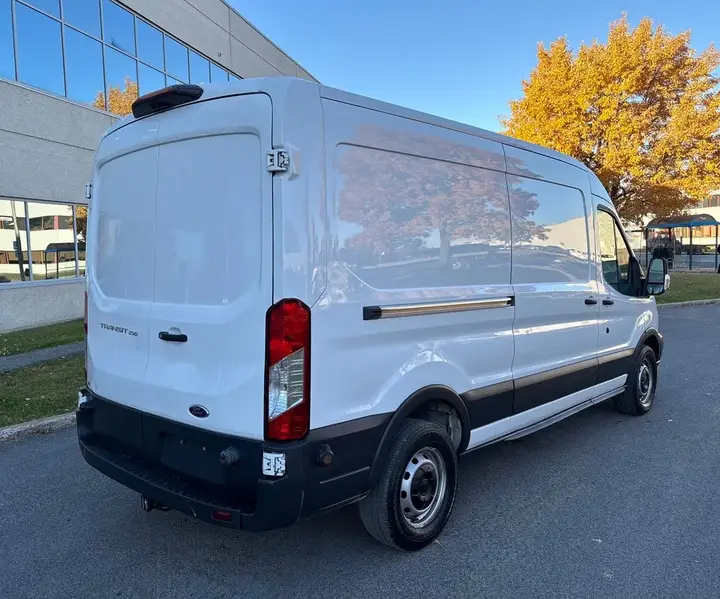 Ford Transit 2018 photo 3