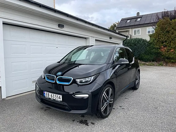 BMW I3