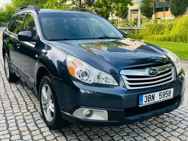 Subaru Outback 2012 photo 4