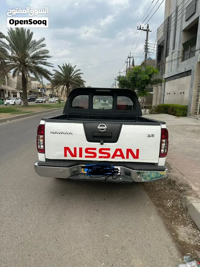 Nissan Navara 2014 photo 2