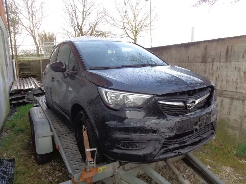 Opel Crossland X