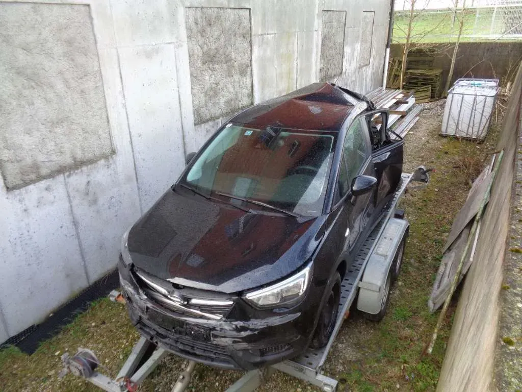 Opel Crossland X 2020 photo 2