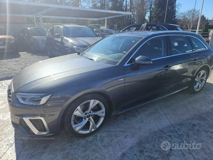 Audi A4 Avant 2022 photo 4