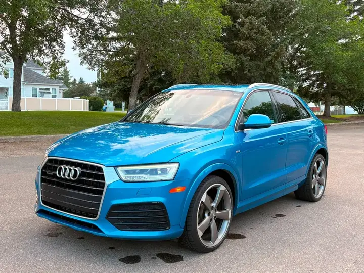 Audi Q3 2016 photo 2