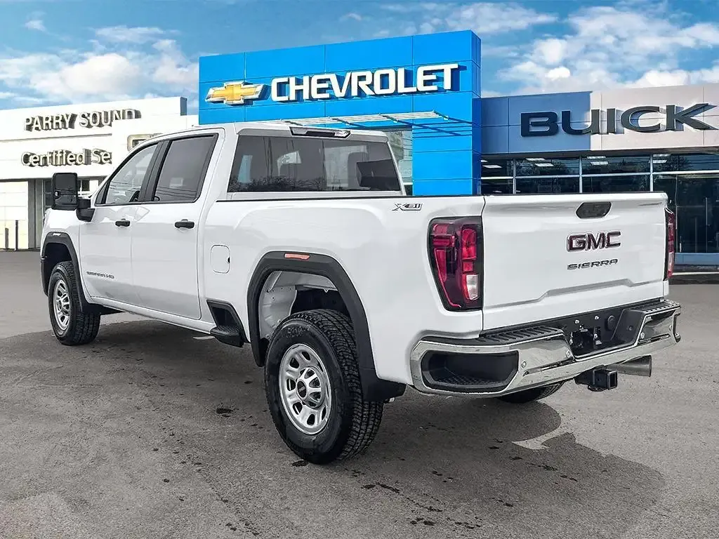 GMC Sierra 2500Hd 2026 photo 3