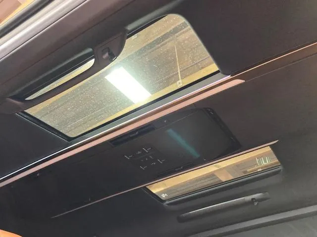 Toyota Vellfire 2025 photo 3