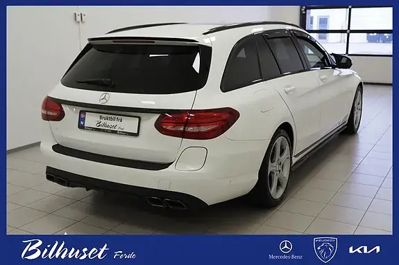 Mercedes-Benz C 350 2017 photo 3