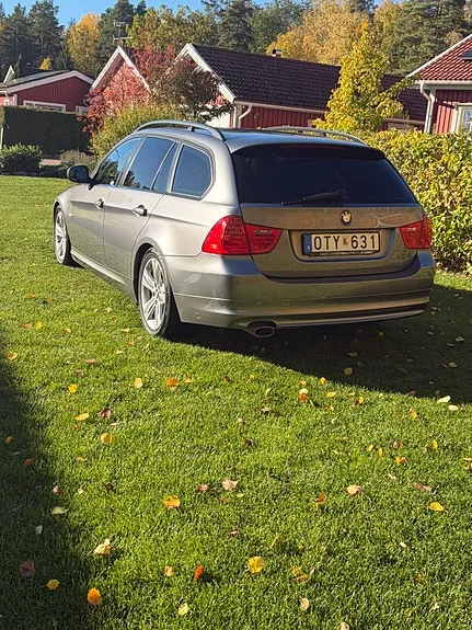 BMW 320D 2009 photo 3