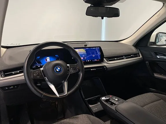 BMW Ix1 2026 photo 5