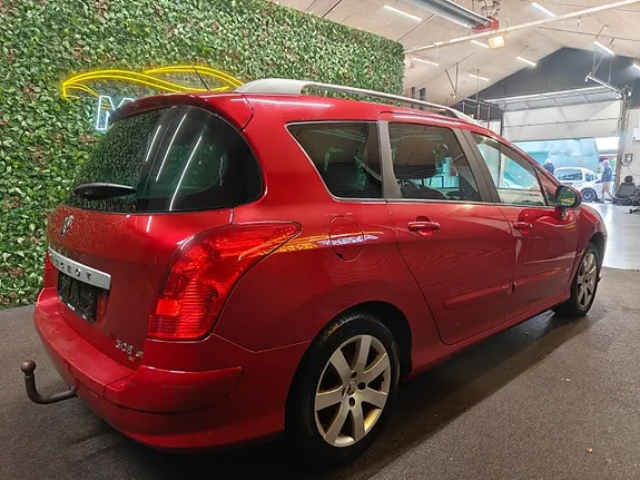 Peugeot 308 2010 photo 4