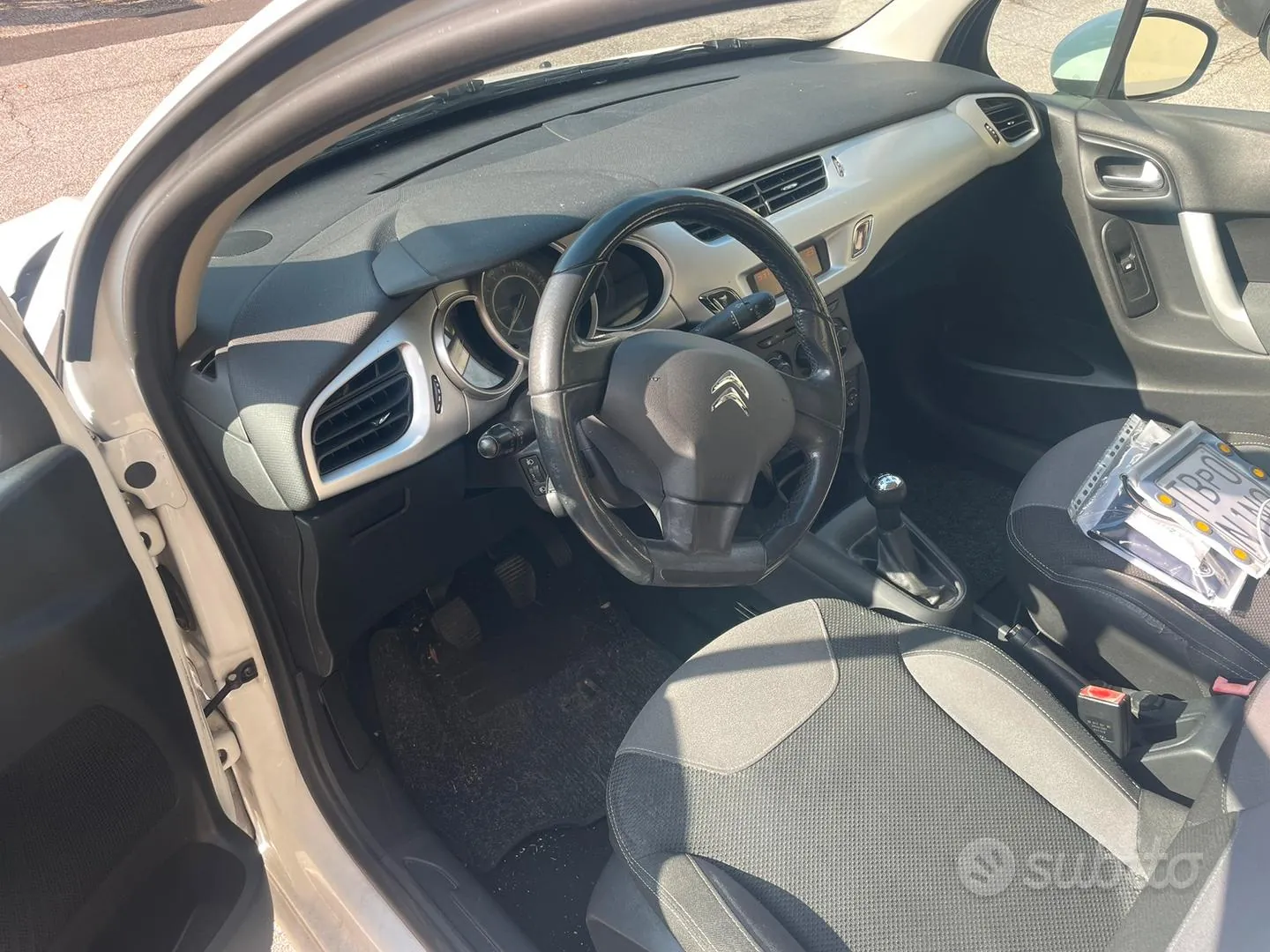 Citroen C3 2012 photo 2