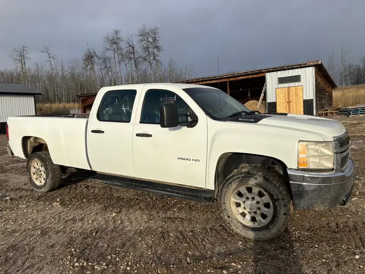 Chevrolet Silverado 3500 2014 photo 3