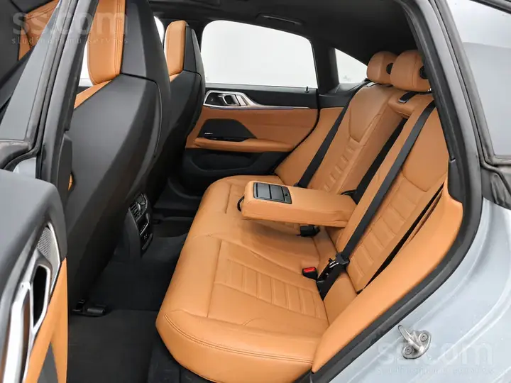 BMW I4 2022 photo 5
