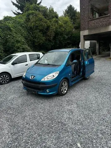 Peugeot 1007