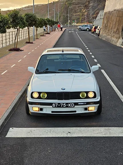 BMW 324