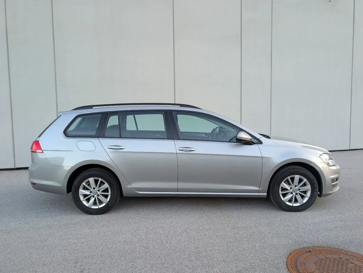 Volkswagen Golf 2015 photo 2