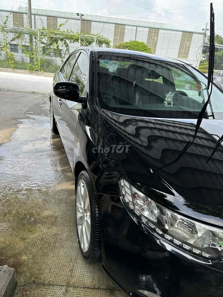 Kia Forte 2012 photo 2
