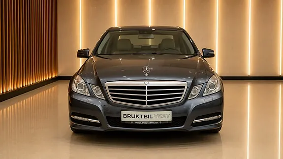 Mercedes-Benz E-Class 2012 photo 2