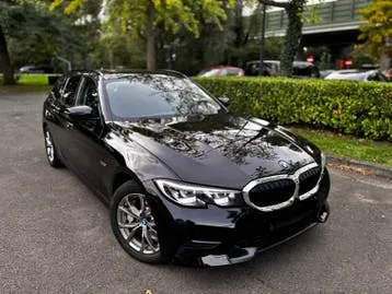 BMW G21 330Ea 2022 photo 2