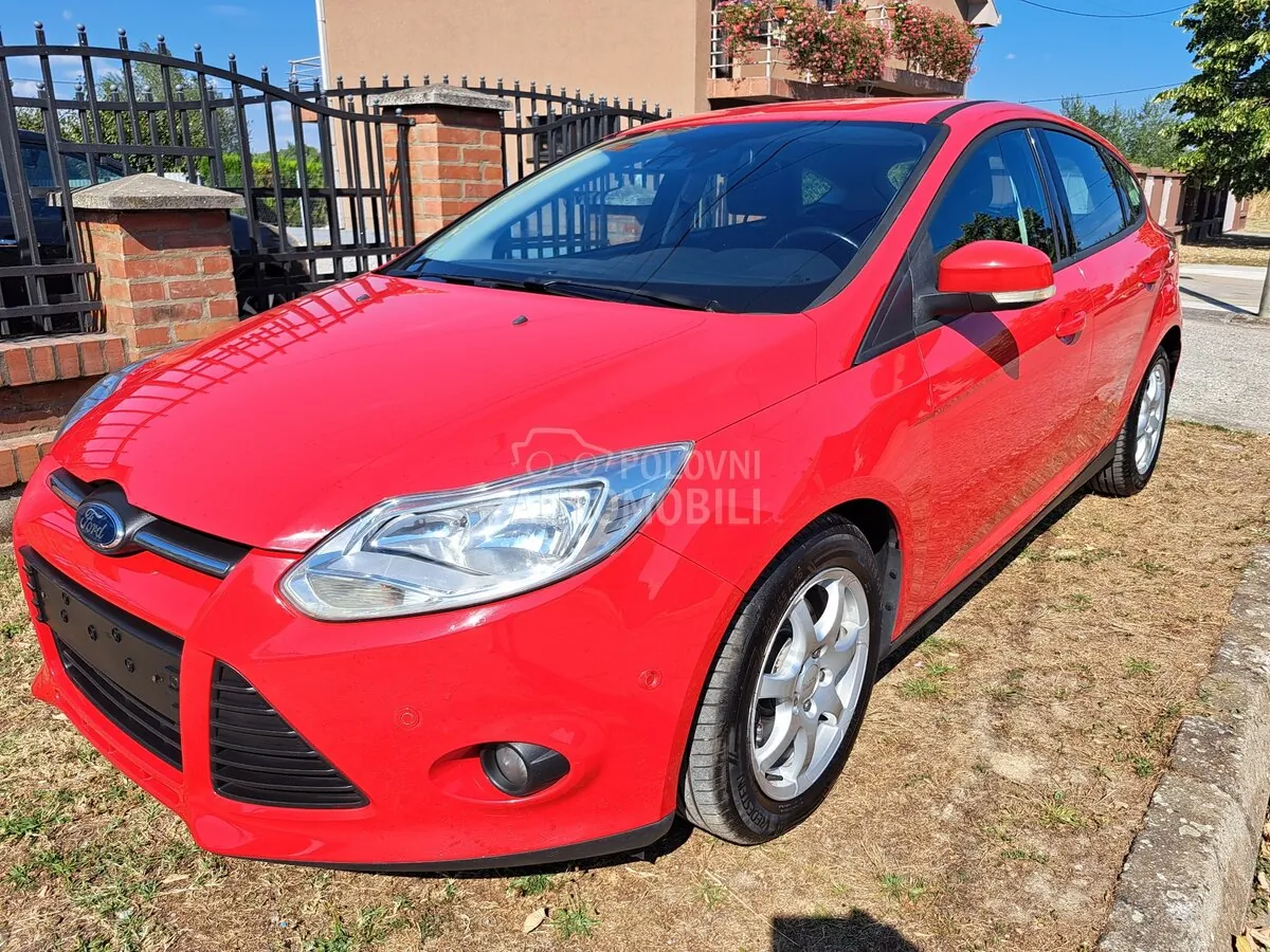 Ford Focus 2011 photo 3