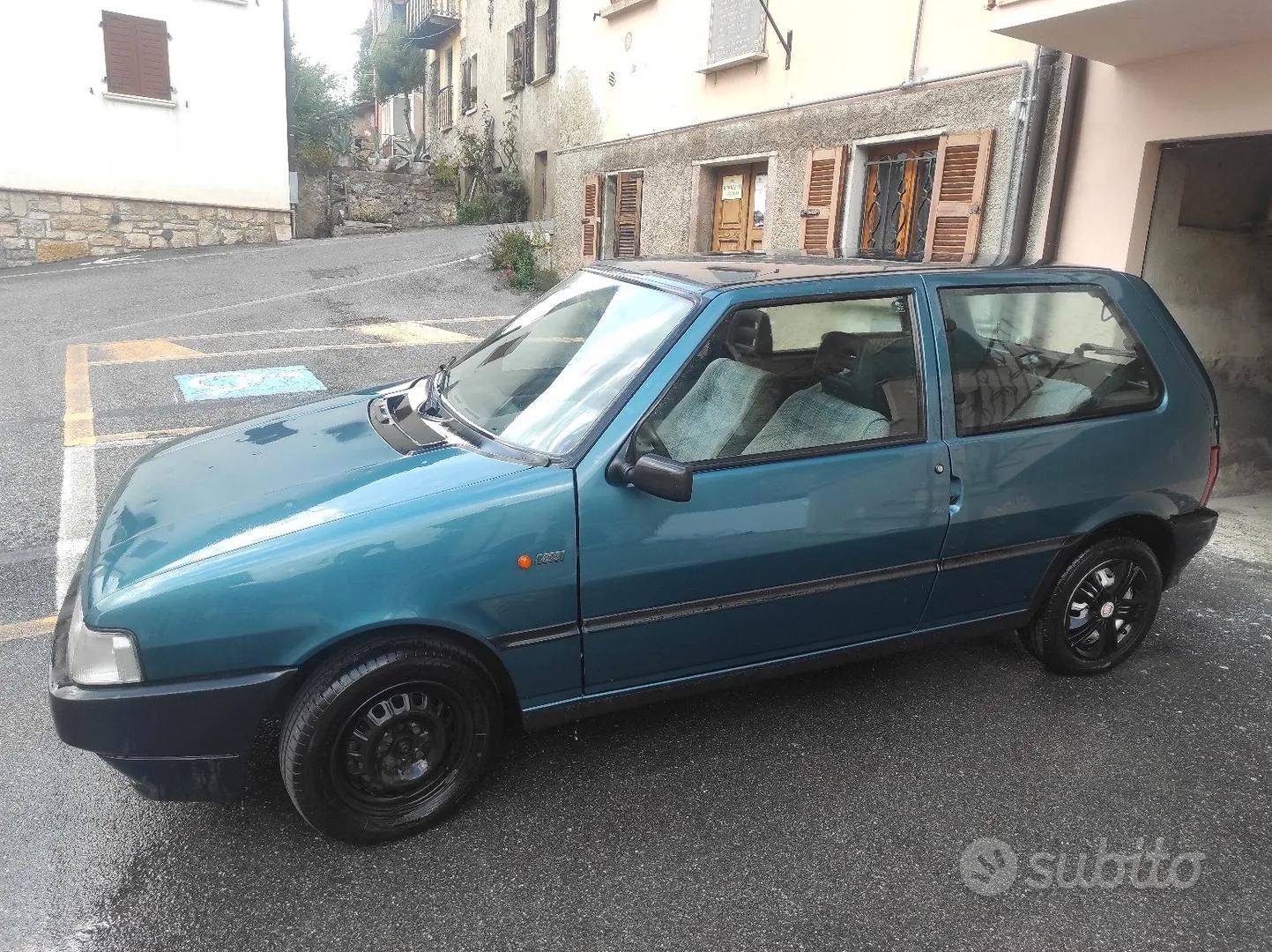 Fiat Uno 1989 photo 2
