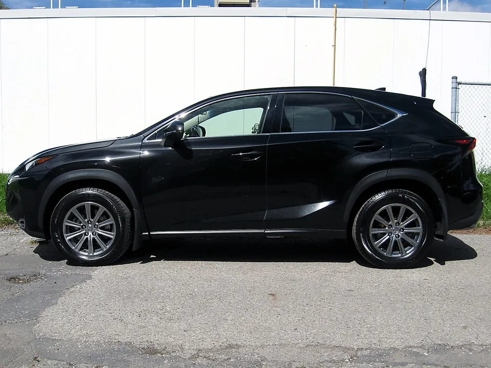 Lexus Nx 200T 2017 photo 4