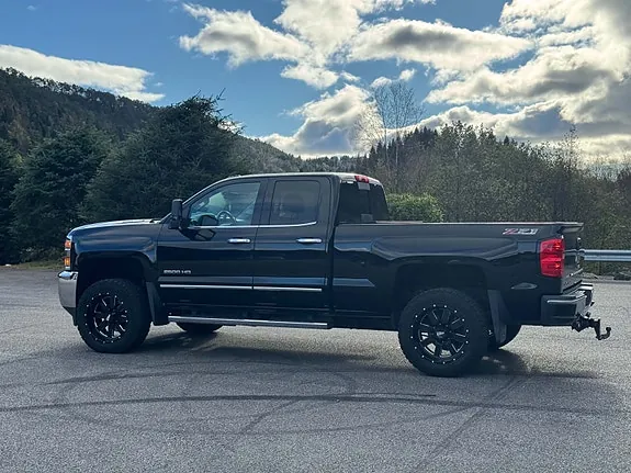 Chevrolet Silverado 2500 2015 photo 4