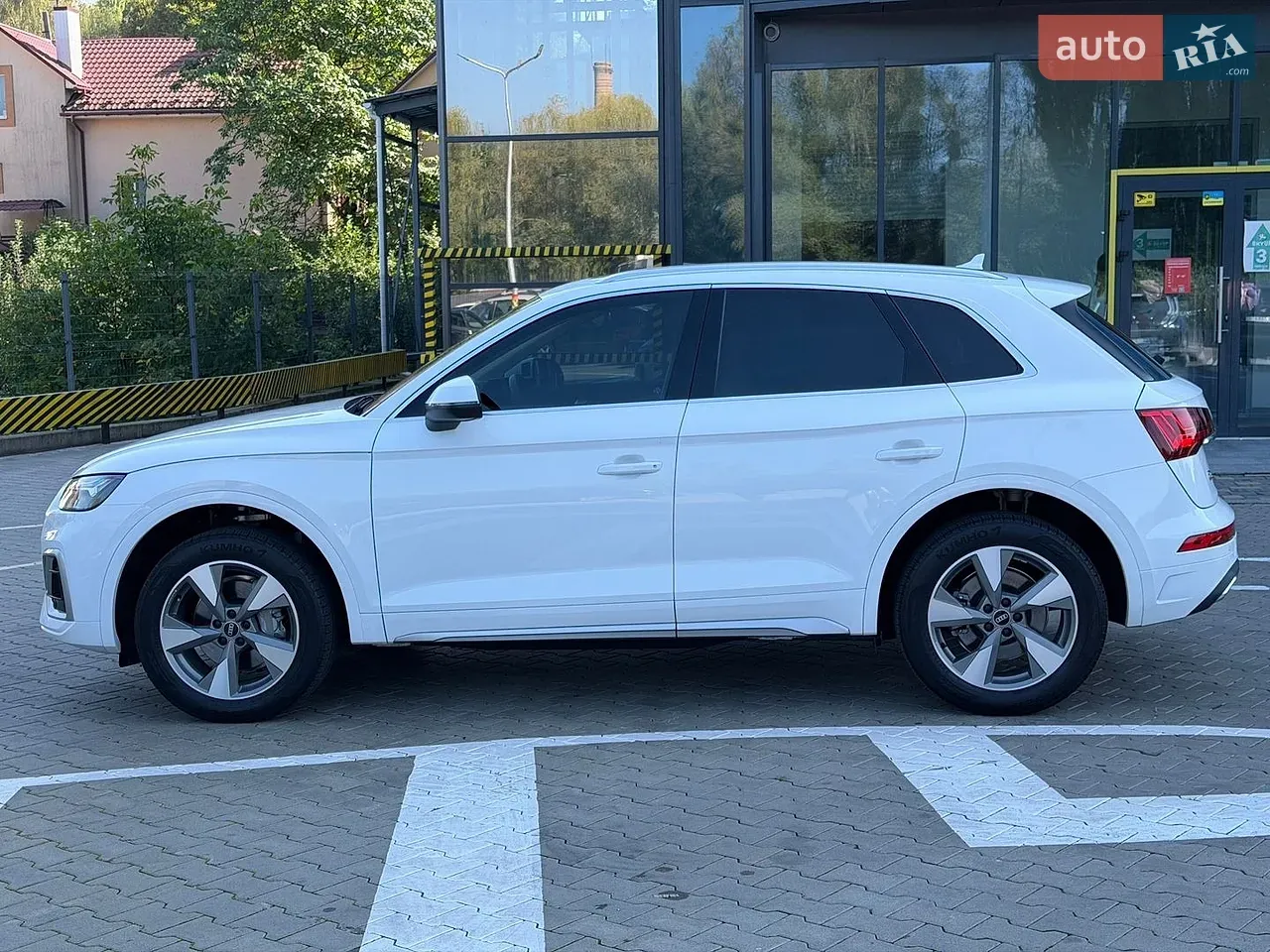 Audi Q5 2023 photo 4