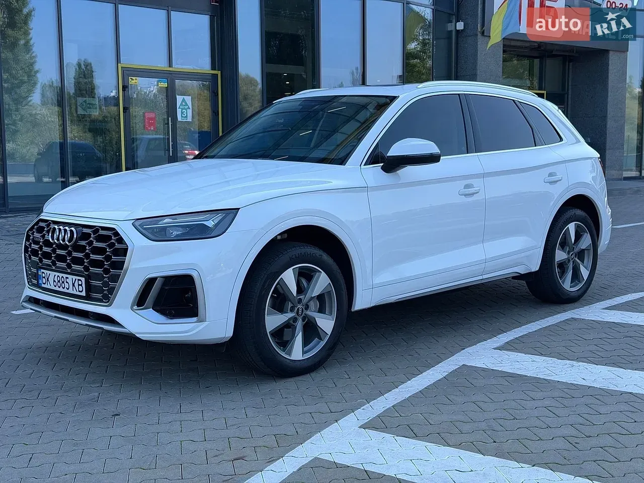 Audi Q5 2023 photo 2