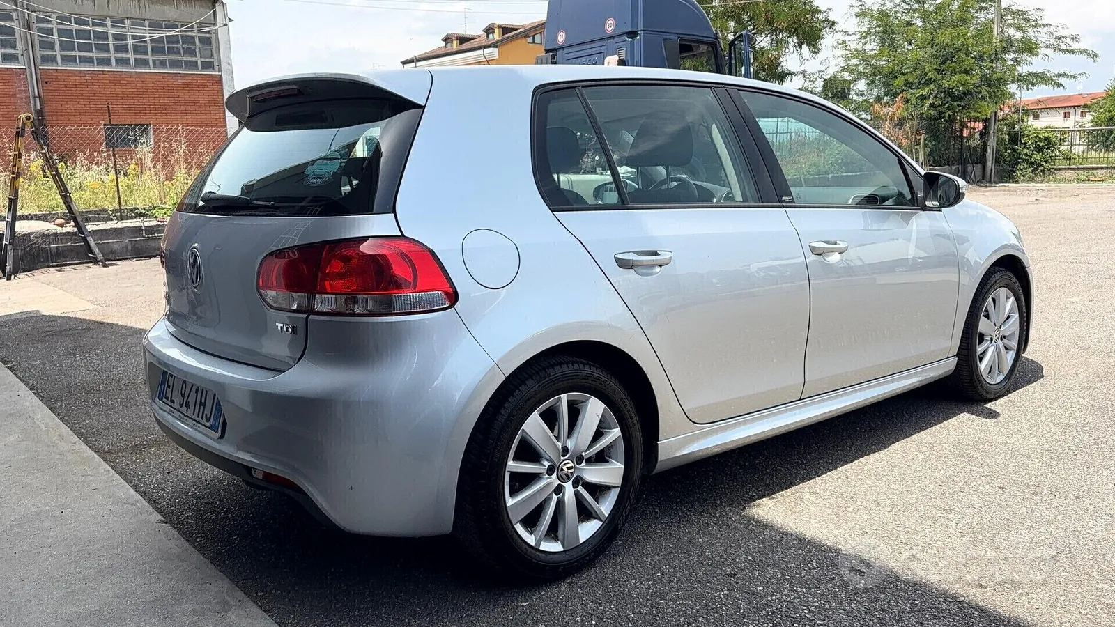Volkswagen Golf 2012 photo 5