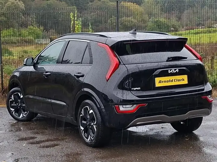 Kia Niro 2023 photo 2