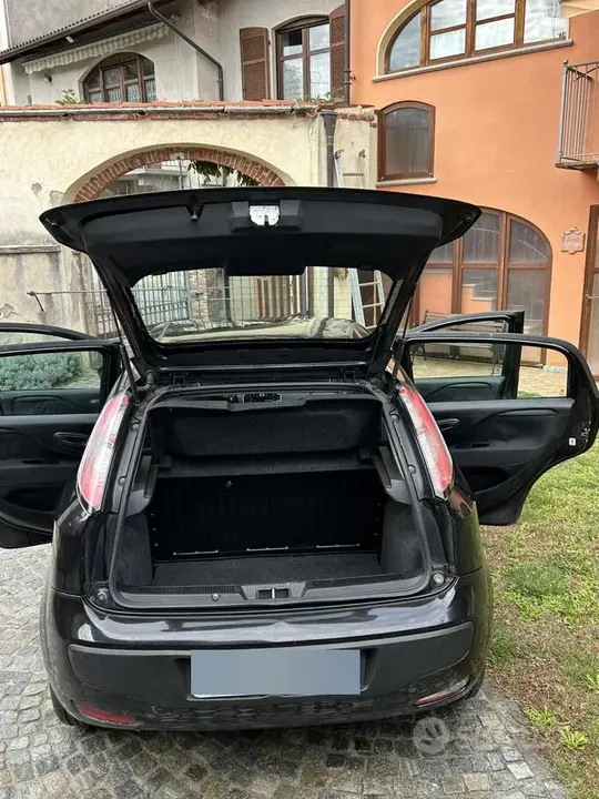 Fiat Punto Evo 2012 photo 5