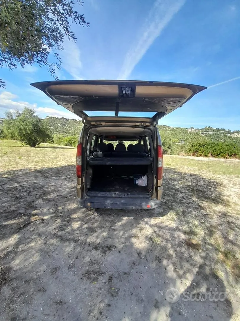 Fiat Doblò 2006 photo 4