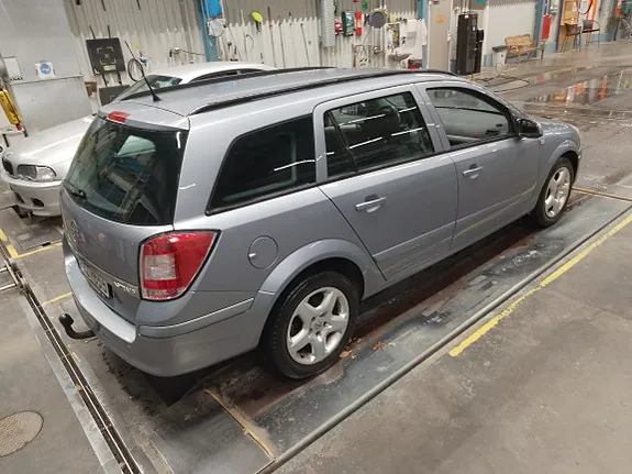 Opel Astra 2007 photo 2