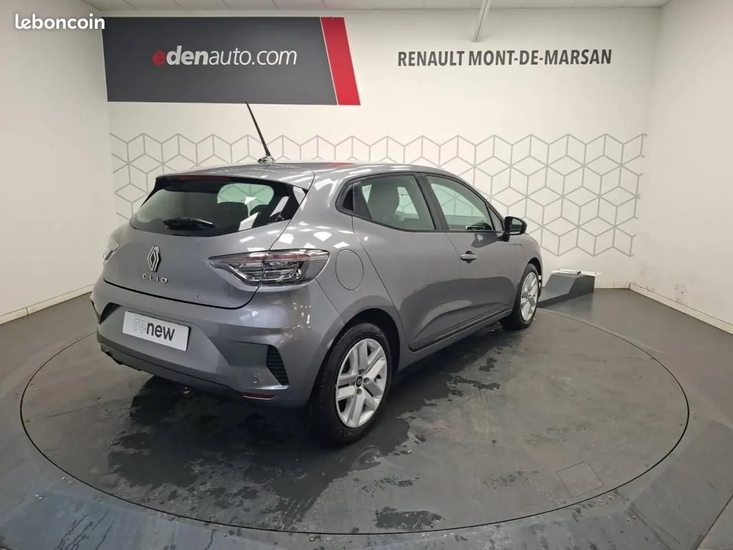 Renault Clio 2024 photo 5