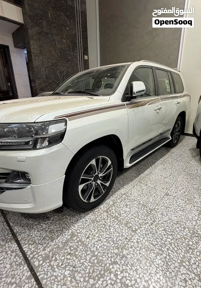 Toyota Land Cruiser Gxr