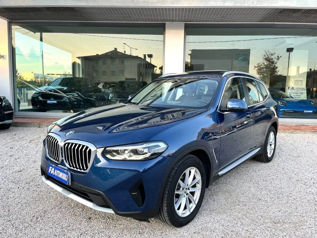 BMW X3 2022 photo 2