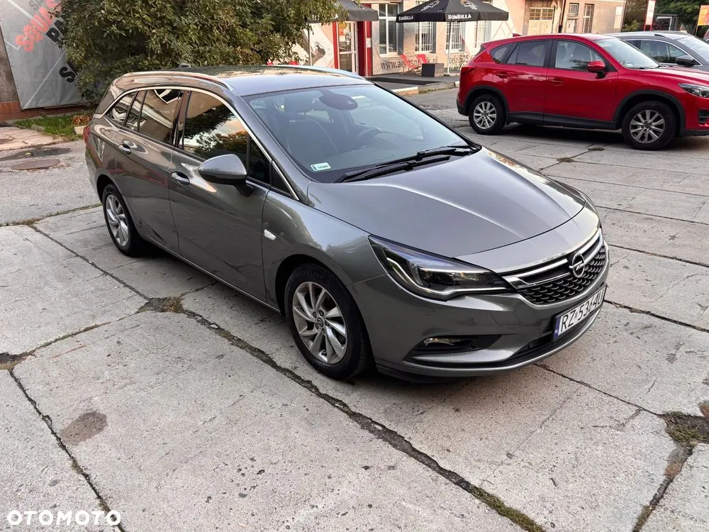 Opel Astra 2018 photo 3