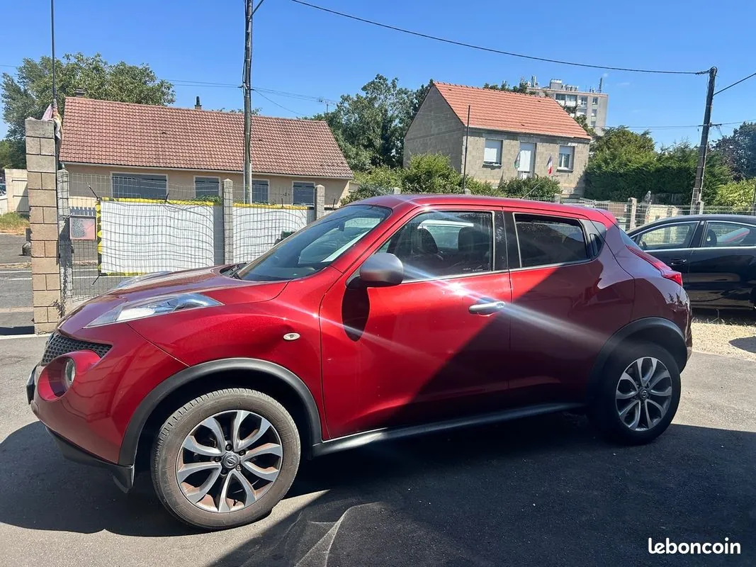 Nissan Juke 2012 photo 2