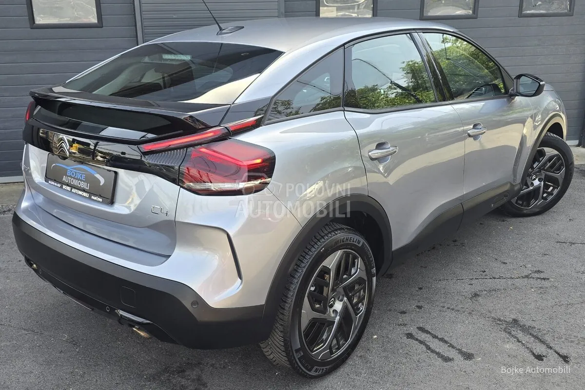 Citroen C4 2022 photo 2