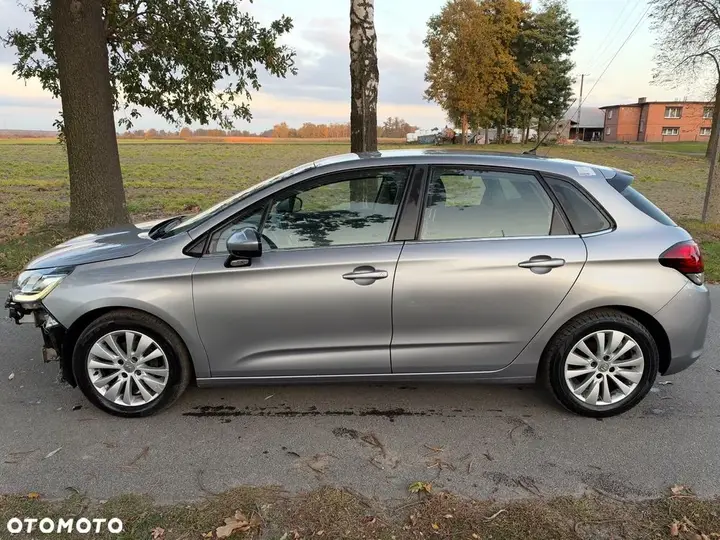 Citroen C4 2017 photo 2