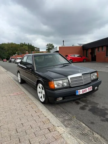 Mercedes-Benz 190