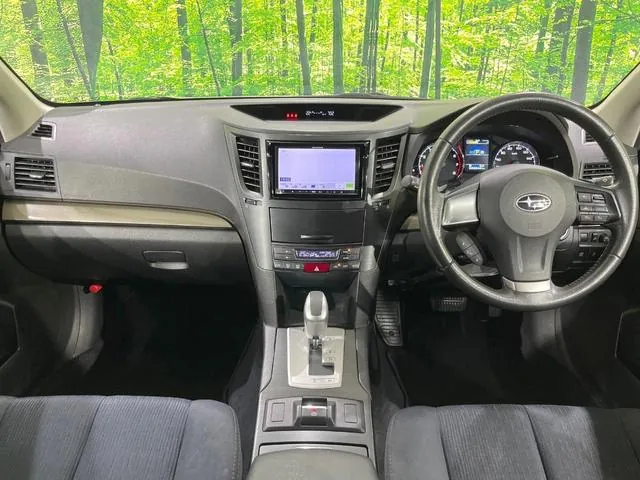 Subaru Legacy Outback 2012 photo 2