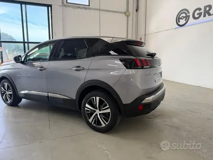 Peugeot 3008 2022 photo 4