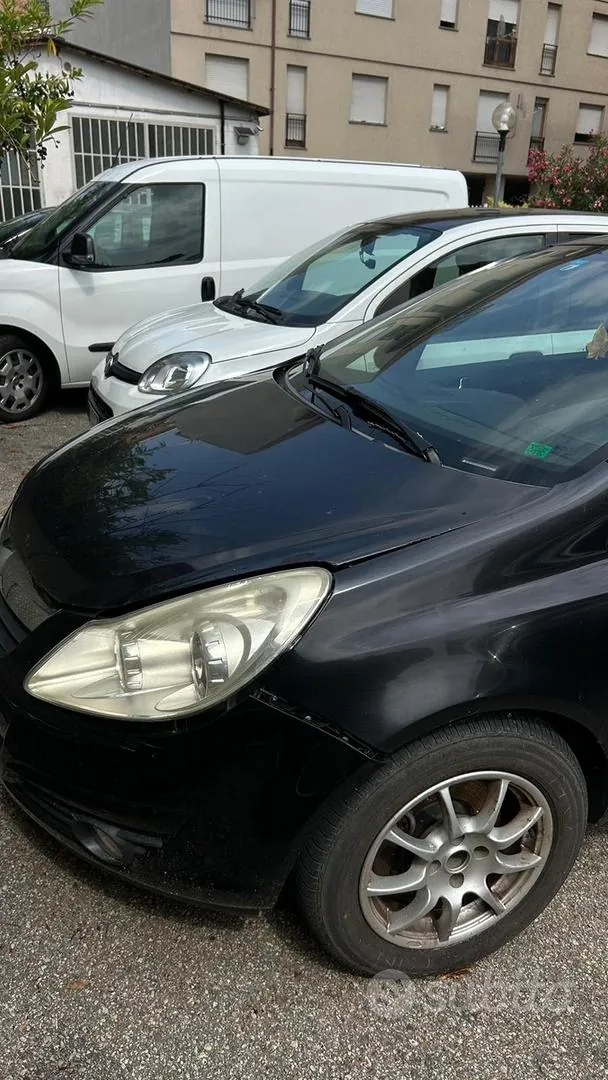 Opel Corsa 2010 photo 4