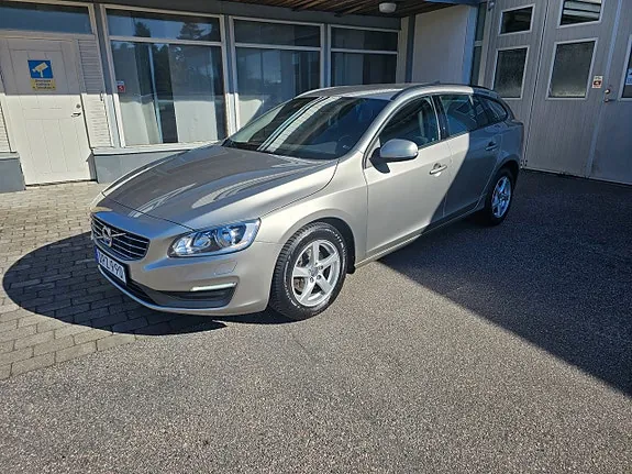 Volvo V60 2015 photo 3